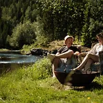 Adalsvollen Retreat -go Wild For A While, Private Nature Getaway مكان تخييم